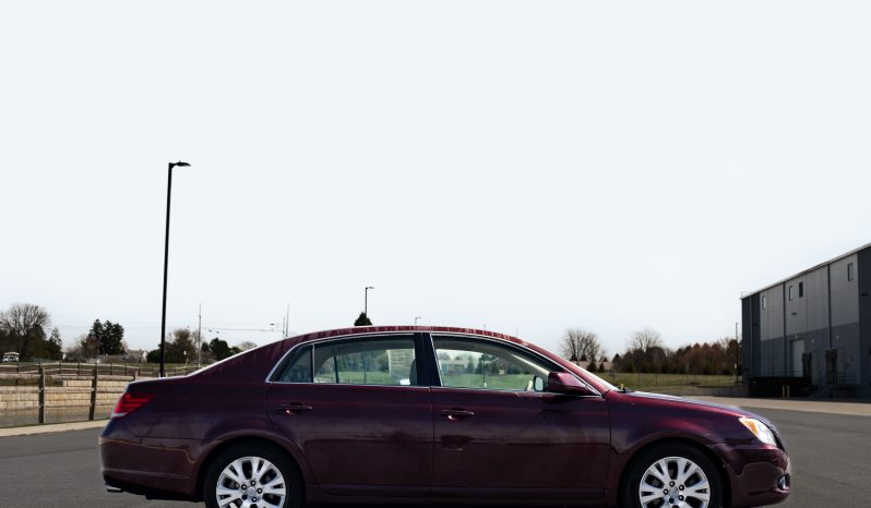 
								Toyota Avalon XLE 2021 full									
