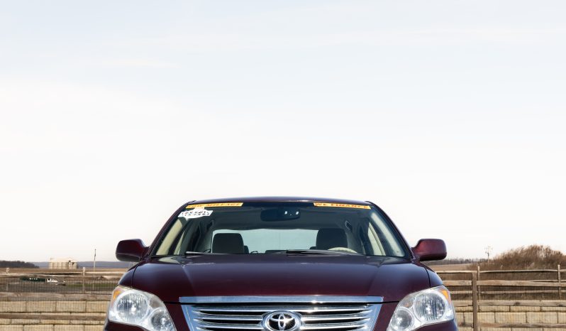 
								Toyota Avalon XLE 2021 full									