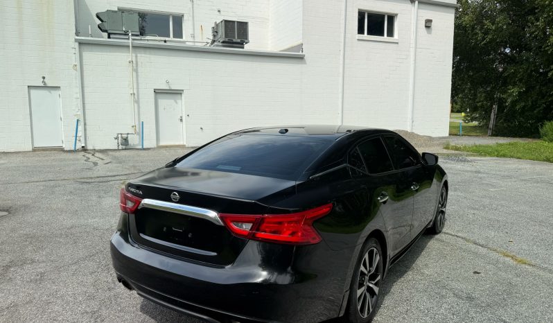 
								2017 Nissan Maxima S full									