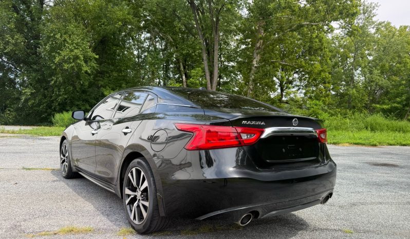 
								2017 Nissan Maxima S full									