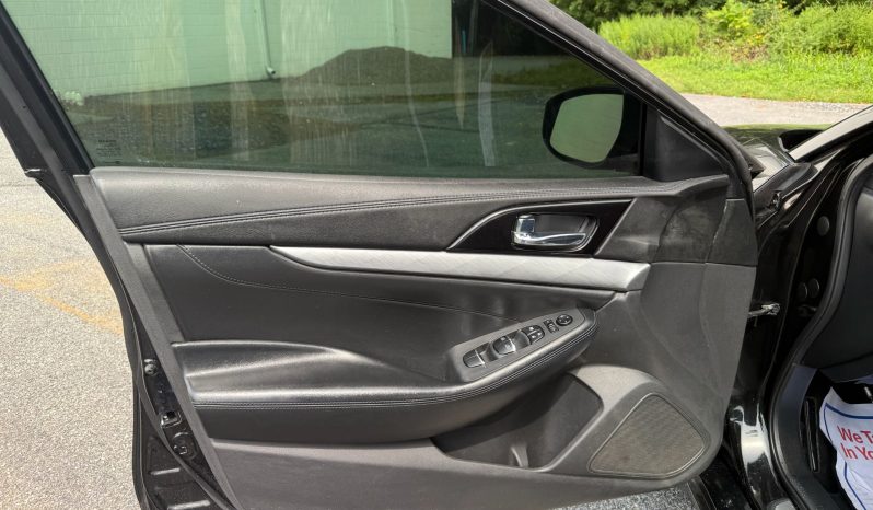 
								2017 Nissan Maxima S full									