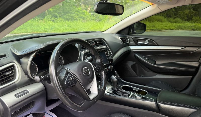 
								2017 Nissan Maxima S full									