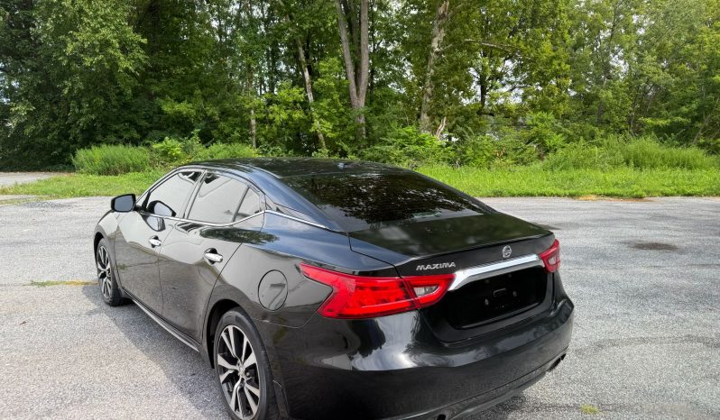 
								2017 Nissan Maxima S full									