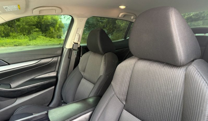 
								2017 Nissan Maxima S full									