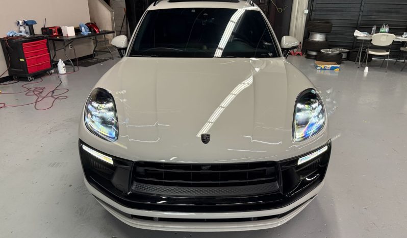 
								2022 Porsche Macan GTS full									