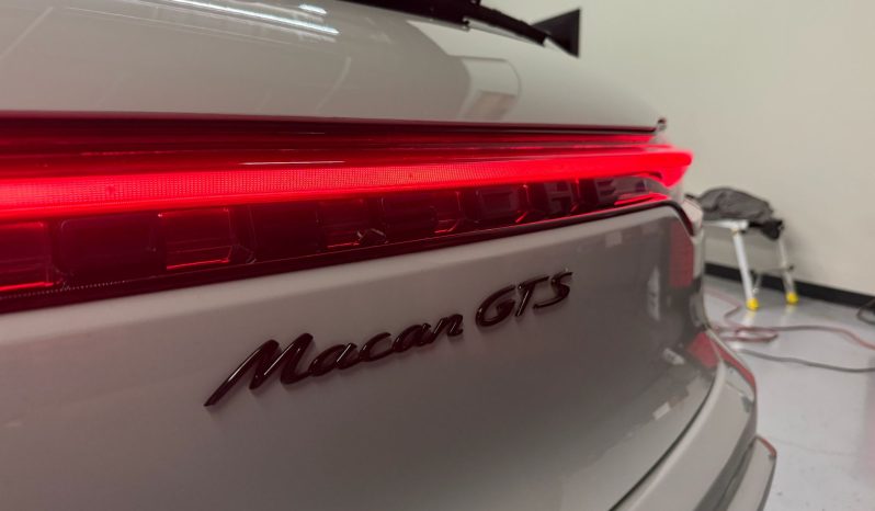 
								2022 Porsche Macan GTS full									