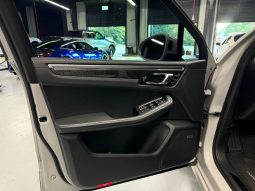 
										2022 Porsche Macan GTS full									
