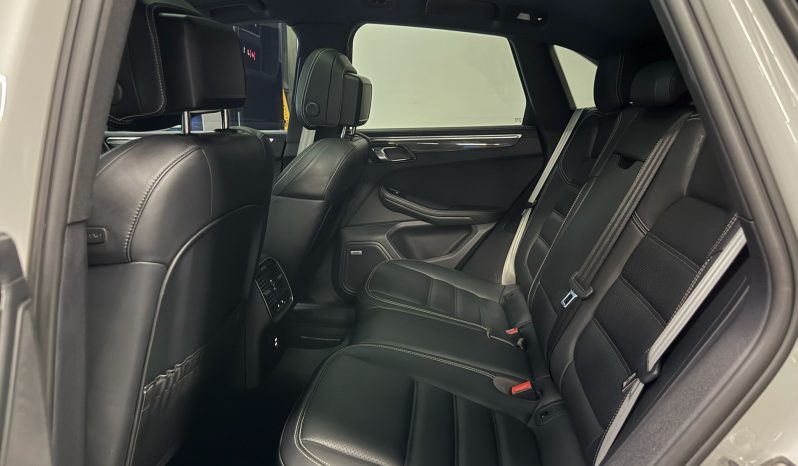 
								2022 Porsche Macan GTS full									