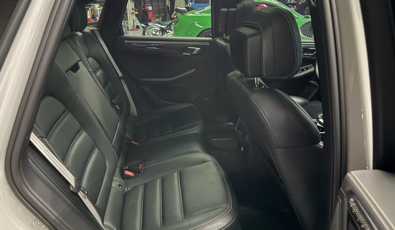 
								2022 Porsche Macan GTS full									