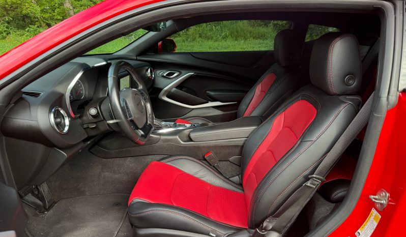 
								2021 Chevrolet Camaro LT1 full									
