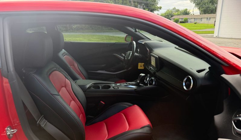 
								2021 Chevrolet Camaro LT1 full									