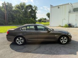 
										2012 BMW 528i xDrive full									