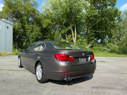 
										2012 BMW 528i xDrive full									