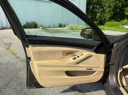 
										2012 BMW 528i xDrive full									