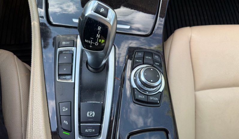 
								2012 BMW 528i xDrive full									