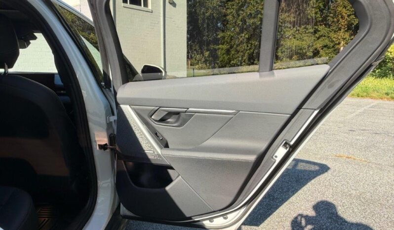 
								2024 BMW 530i xDrive full									