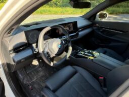 
										2024 BMW 530i xDrive full									