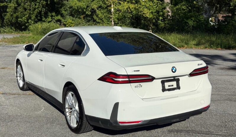 
								2024 BMW 530i xDrive full									