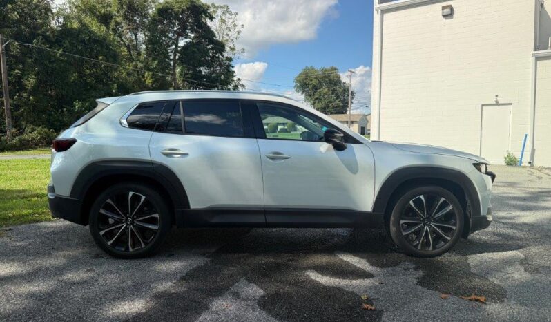 
								2023 Mazda CX-50 AWD full									