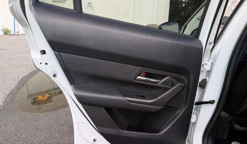 
								2023 Mazda CX-50 AWD full									