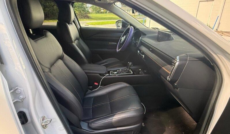 
								2023 Mazda CX-50 AWD full									