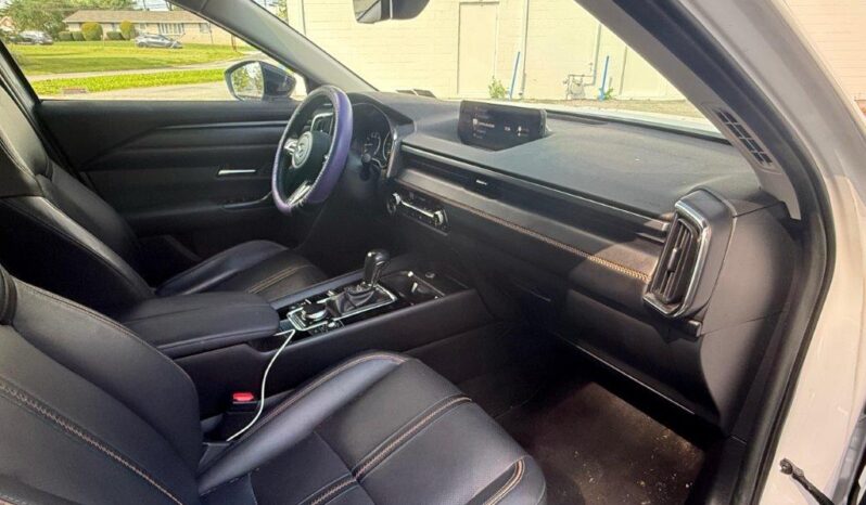 
								2023 Mazda CX-50 AWD full									