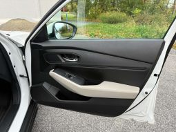 
										2024 Honda Accord EX full									