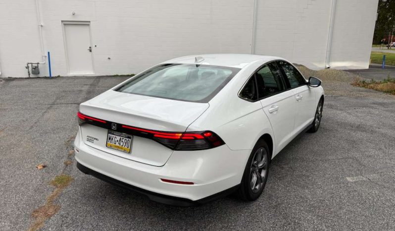 
								2024 Honda Accord EX full									