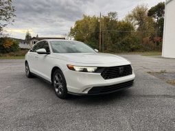 
										2024 Honda Accord EX full									