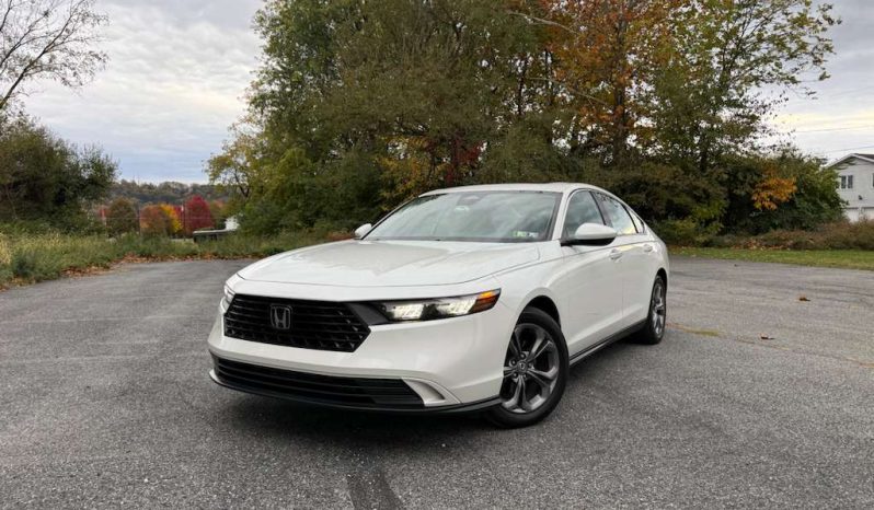 
								2024 Honda Accord EX full									