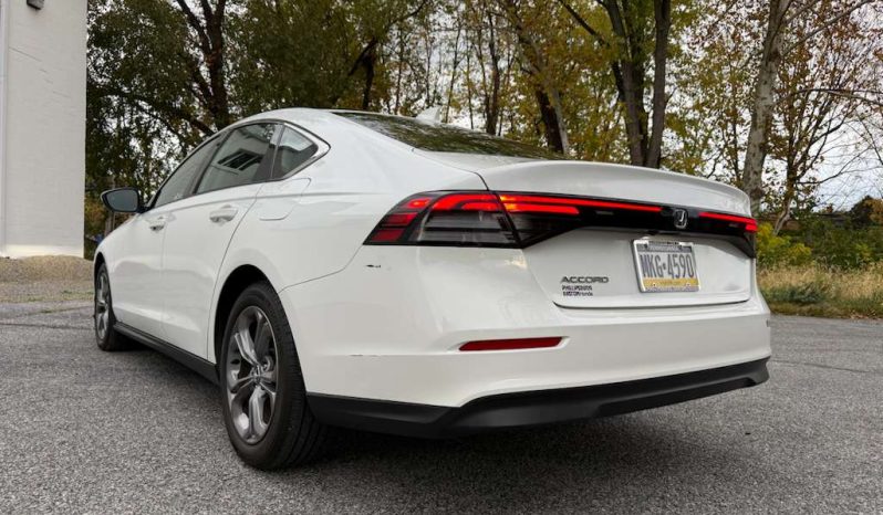 
								2024 Honda Accord EX full									