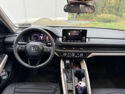 
										2024 Honda Accord EX full									