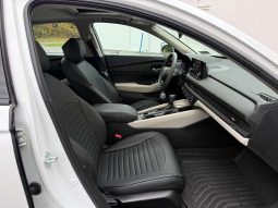 
										2024 Honda Accord EX full									