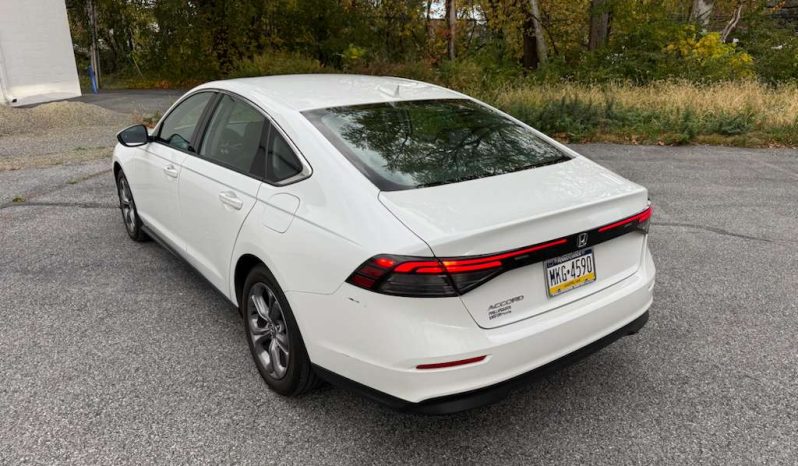 
								2024 Honda Accord EX full									