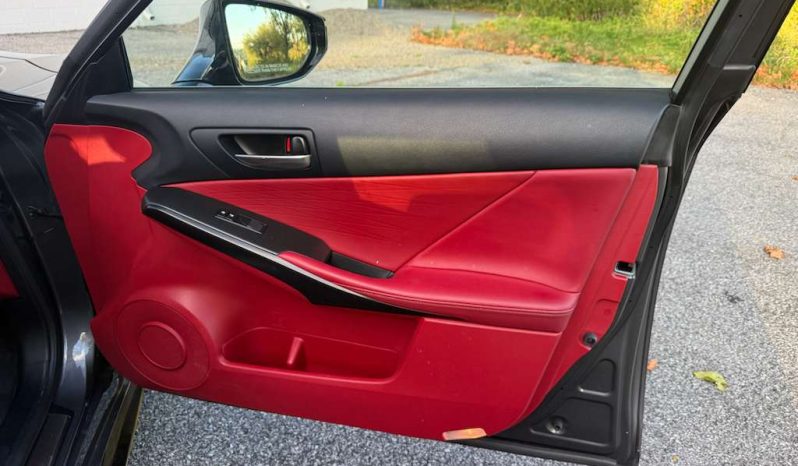 
								2022 Lexus IS350 AWD F Sport full									