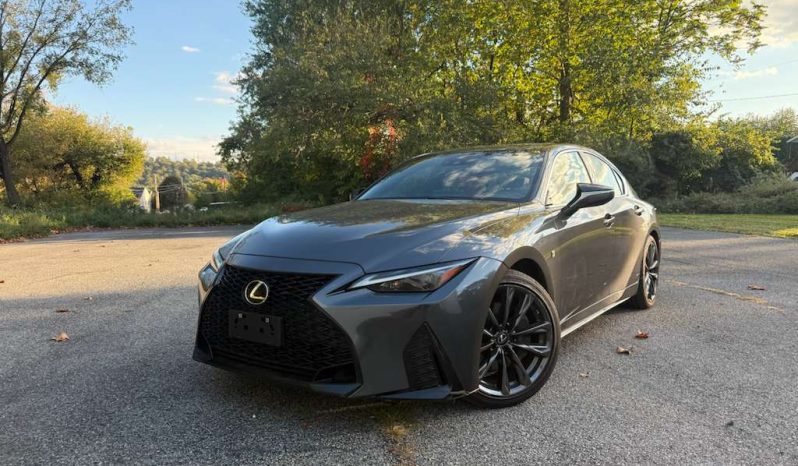 
								2022 Lexus IS350 AWD F Sport full									