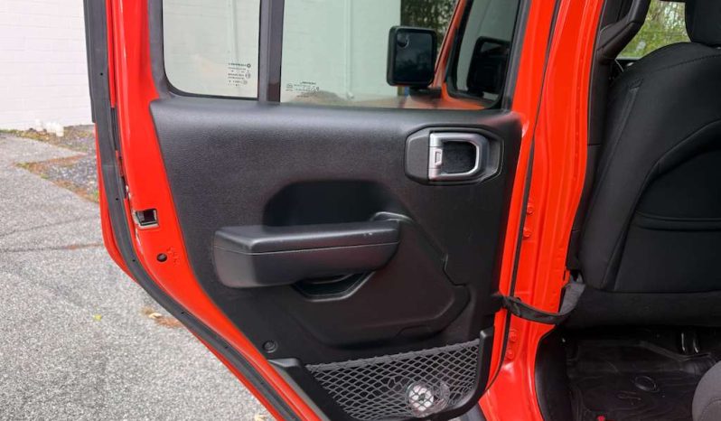 
								2018 Jeep Wrangler Unlimited Sport full									