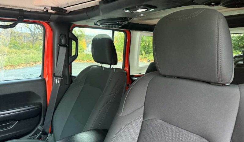 
								2018 Jeep Wrangler Unlimited Sport full									