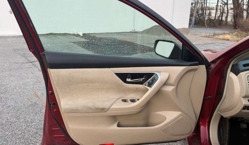 
								2014 Nissan Altima S full									