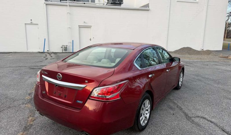 
								2014 Nissan Altima S full									
