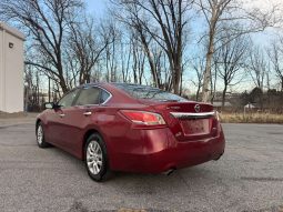 
										2014 Nissan Altima S full									