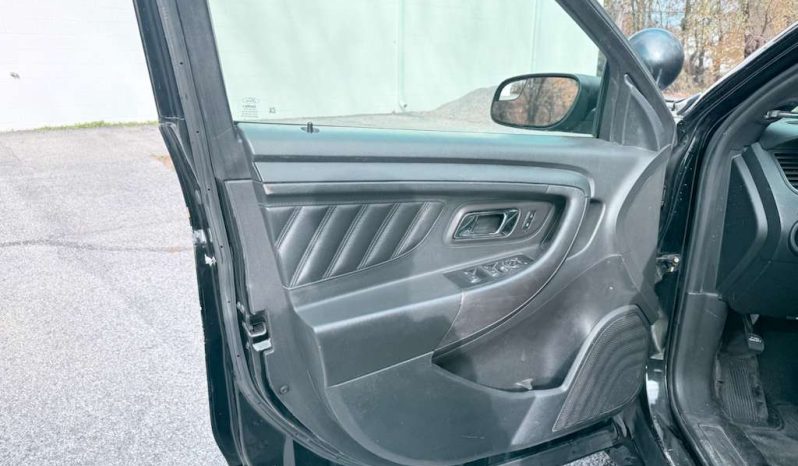 
								2017 Ford Taurus Police Interceptor full									