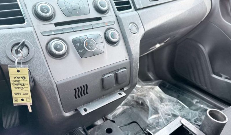 
								2017 Ford Taurus Police Interceptor full									