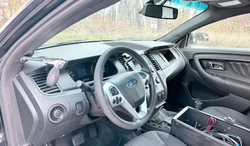 
								2017 Ford Taurus Police Interceptor full									