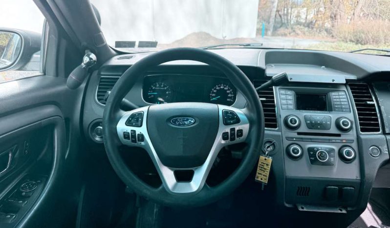 
								2017 Ford Taurus Police Interceptor full									