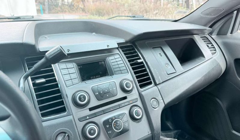 
								2017 Ford Taurus Police Interceptor full									