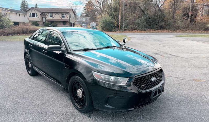 
								2017 Ford Taurus Police Interceptor full									