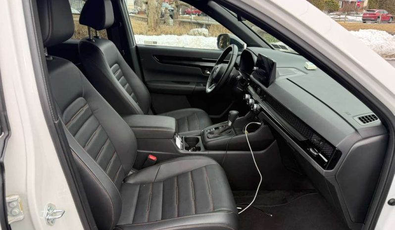 
								2025 Honda CR-V Hybrid Sport Touring full									