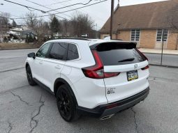 
										2025 Honda CR-V Hybrid Sport Touring full									