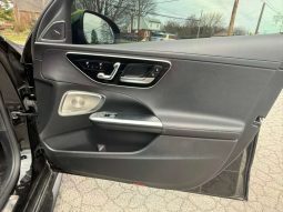 
										2024 Mercedes Benz C 300 4Matic full									